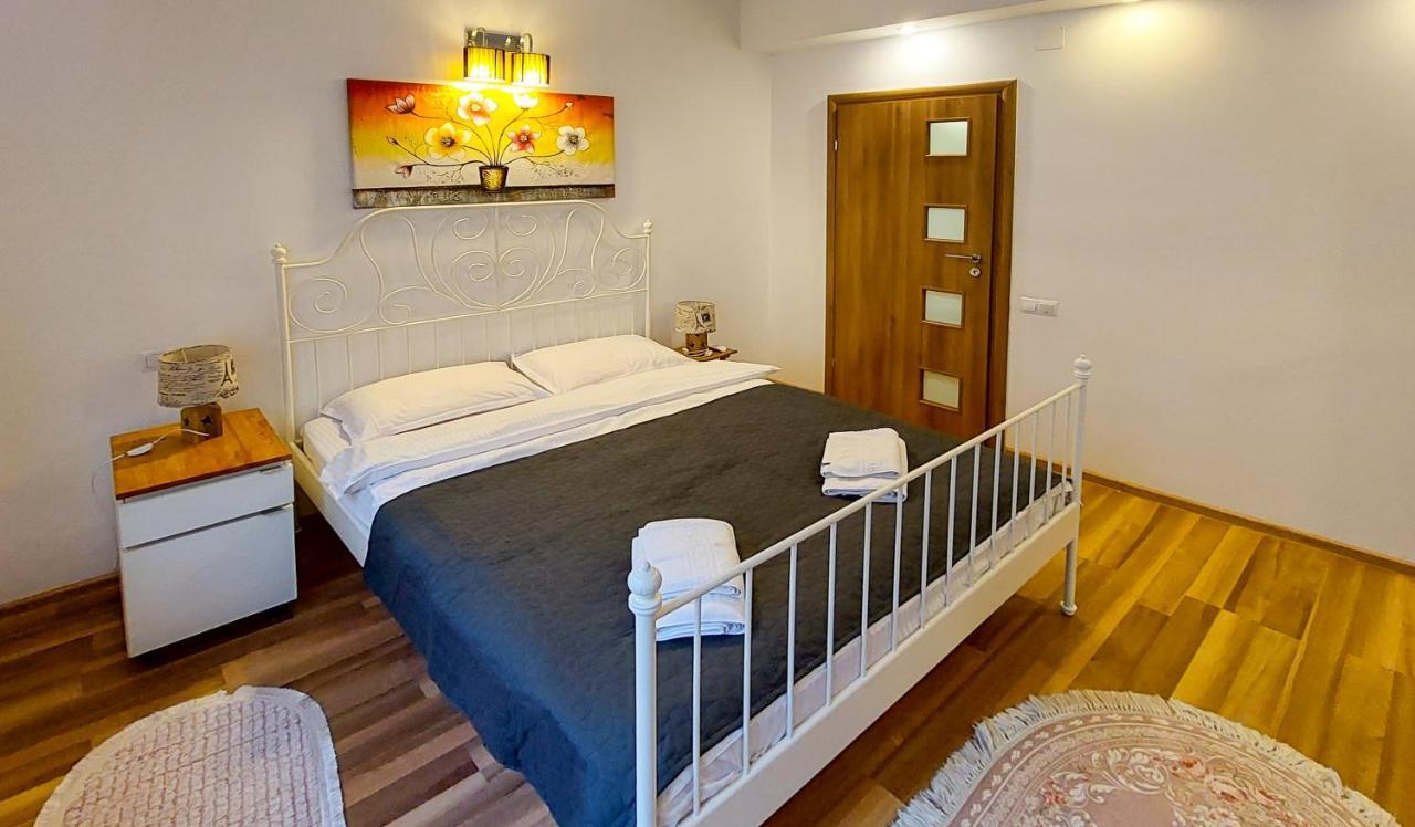 Apartmán Fancy 1Bd Family Friendly In Historical Centre Bukurešť Exteriér fotografie